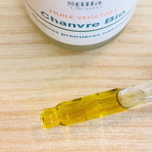 huile de chanvre pour une peau mature